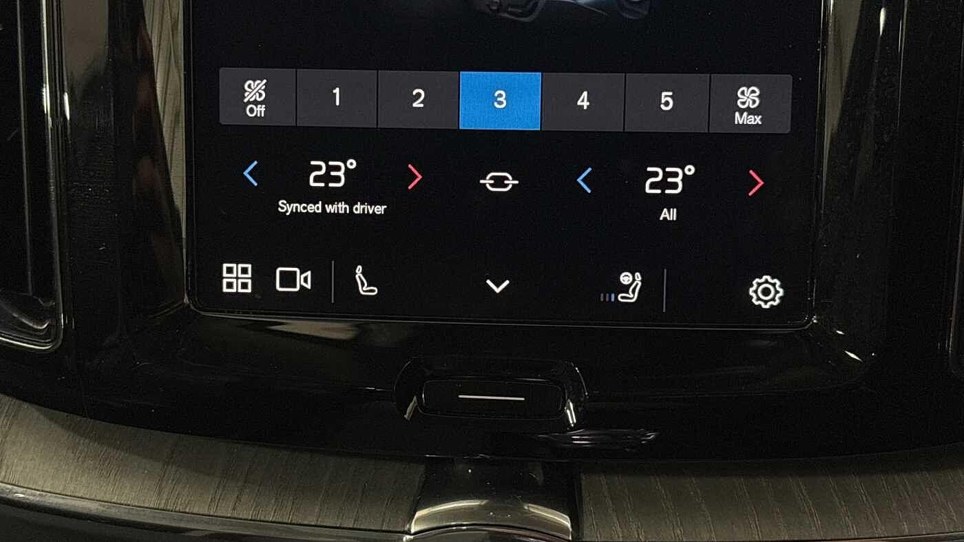 Used Volvo XC60 2025 for sale - 76512863: Photo 40