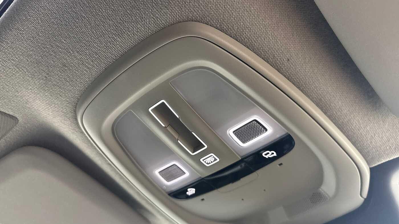 Used Volvo XC40 2025 for sale - 77598074: Photo 33