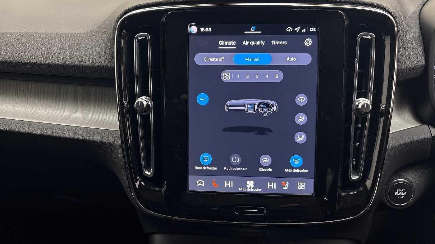 Used Volvo XC40 2025 for sale - 77598074: Photo 39