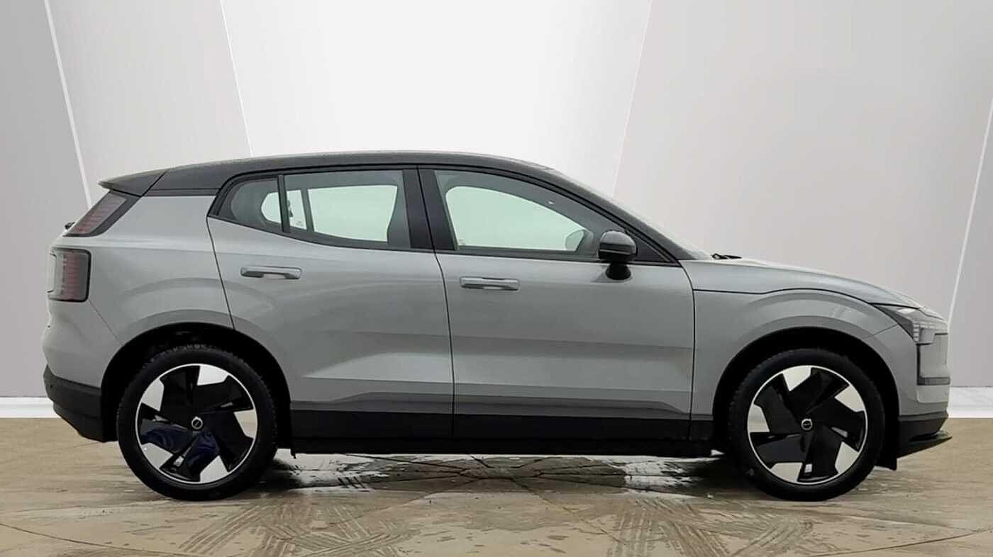 Used Volvo EX30 2025 for sale - 78156956: Photo 2