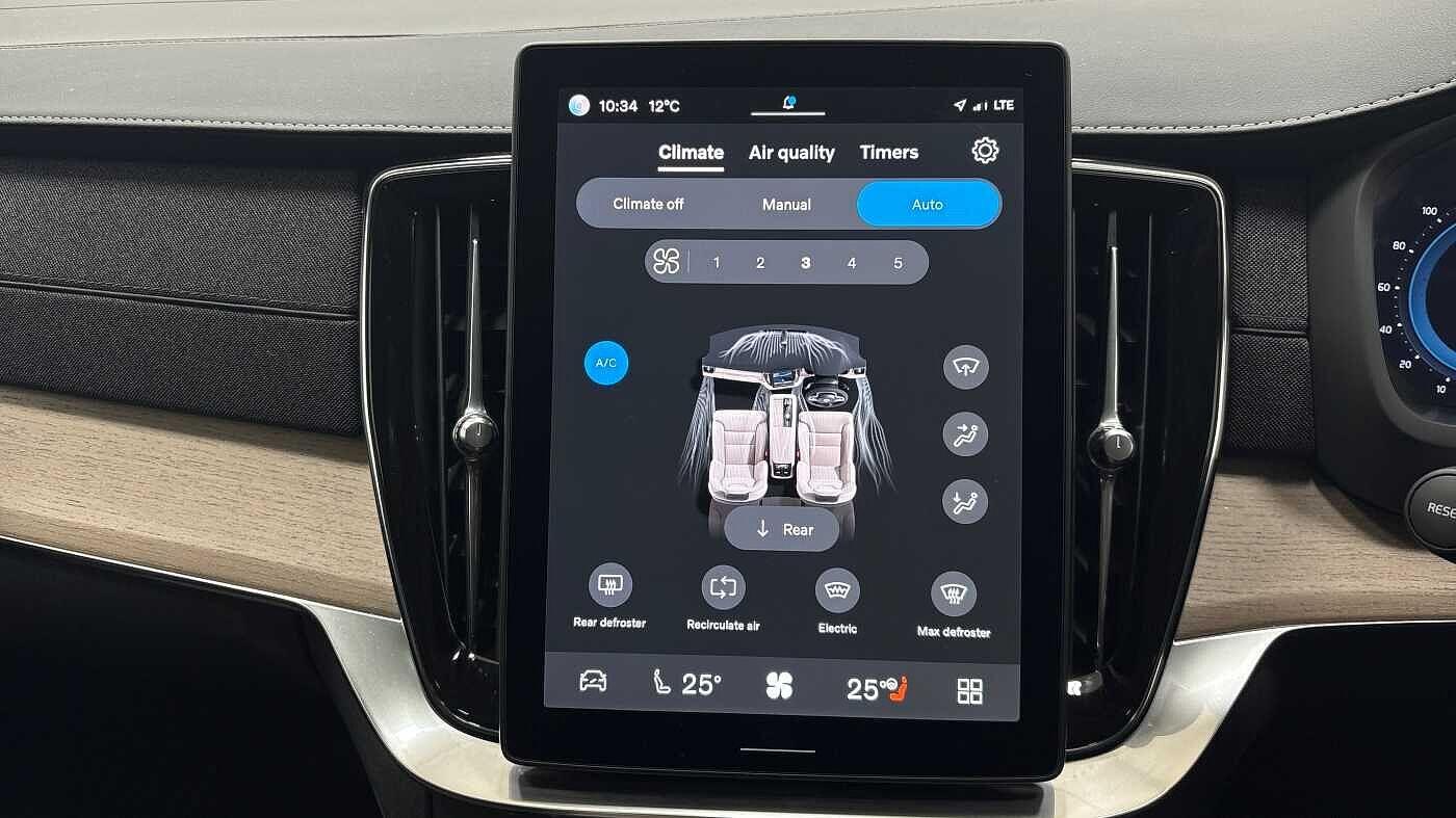 Used Volvo XC90 2025 for sale - 77039978: Photo 39