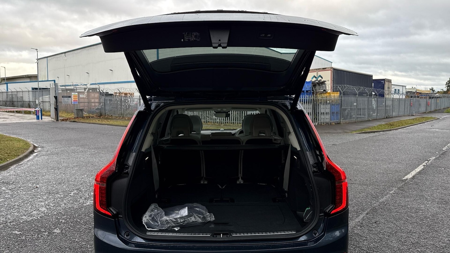 Used Volvo XC90 2025 for sale - 76498481: Photo 13