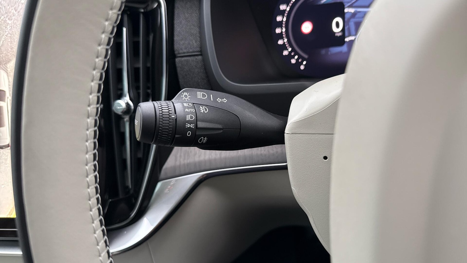 Used Volvo XC90 2025 for sale - 76498481: Photo 18