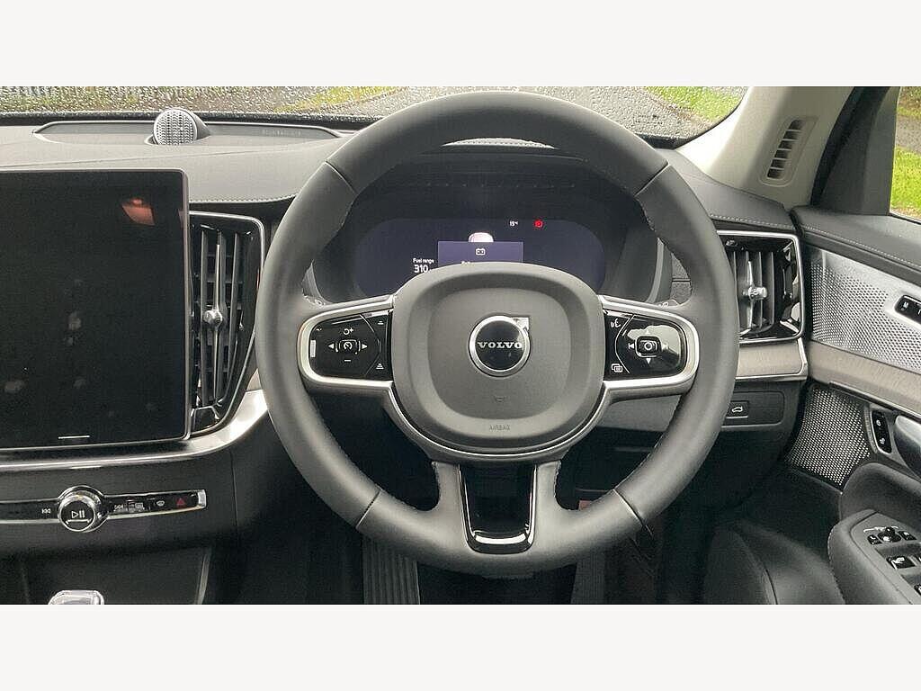 Used Volvo XC90 2025 for sale - 76991713: Photo 6