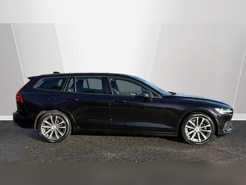 Used Volvo V60 2021 for sale - 76714420: Photo