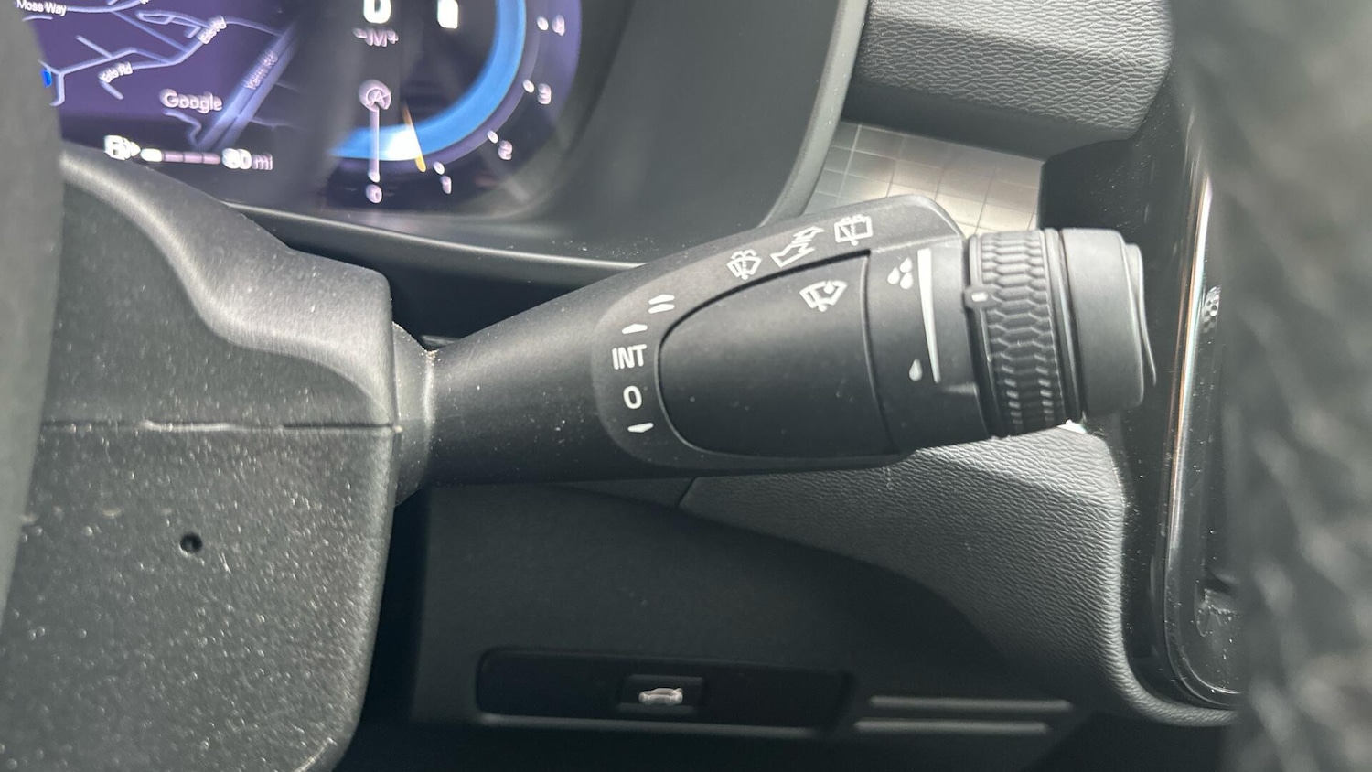 Used Volvo XC40 2023 for sale - 76425611: Photo 22