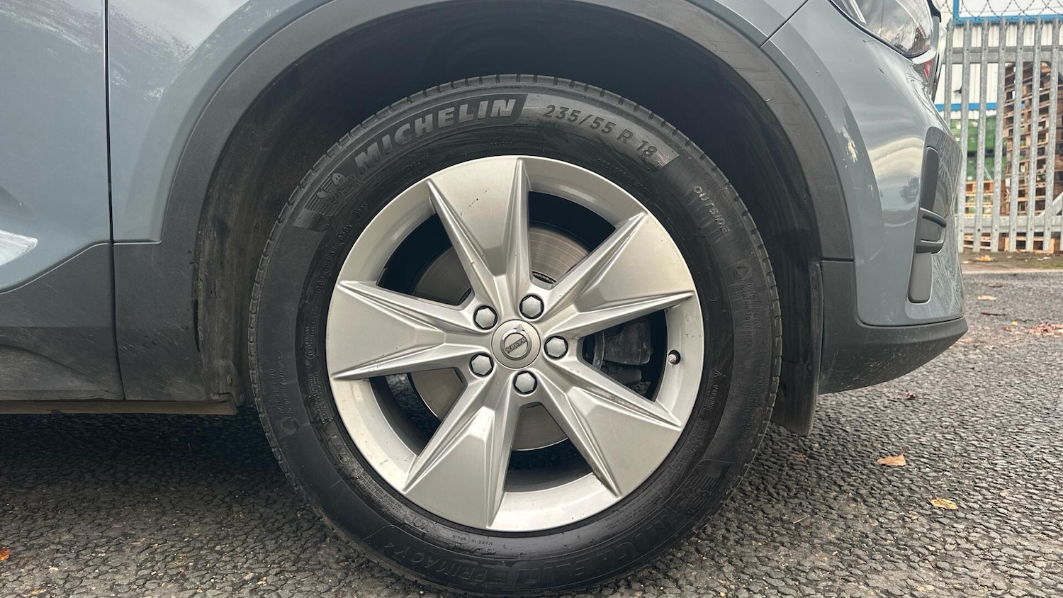 Used Volvo XC40 2023 for sale - 76425611: Photo 9