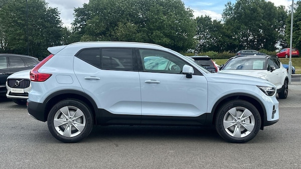 Used Volvo XC40 2025 for sale - 76314960: Photo 4