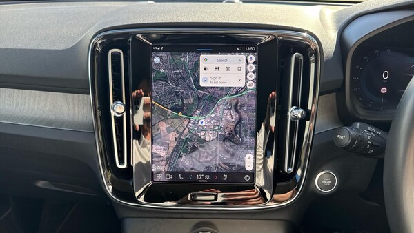 Used Volvo XC40 2023 for sale - 76158779: Photo 16