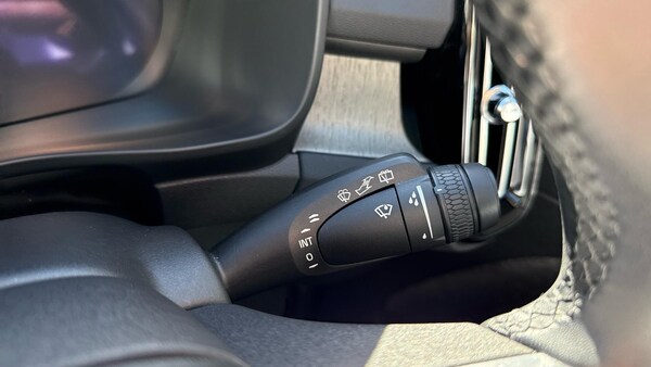 Used Volvo XC40 2023 for sale - 76158779: Photo 21