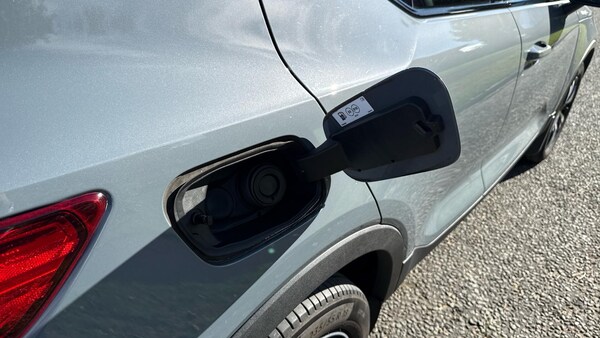 Used Volvo XC40 2023 for sale - 76158779: Photo 30