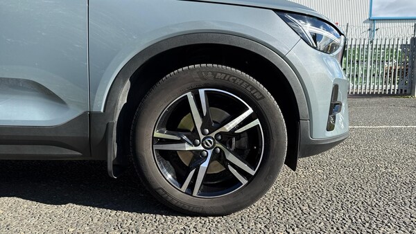 Used Volvo XC40 2023 for sale - 76158779: Photo 9