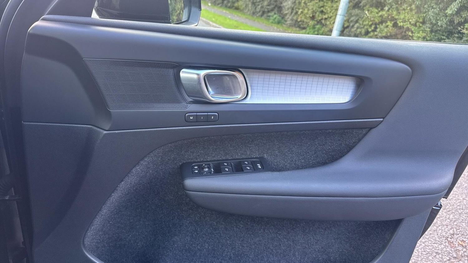 Used Volvo XC40 2023 for sale - 76855717: Photo 27