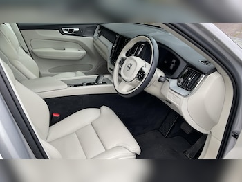 Used Volvo XC60 2024 for sale - 78491655: Photo