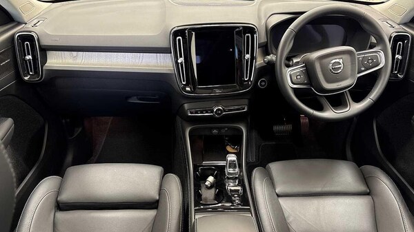Used Volvo XC40 2024 for sale - 75634488: Photo 10
