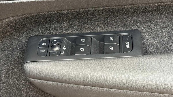 Used Volvo XC40 2024 for sale - 75634488: Photo 25