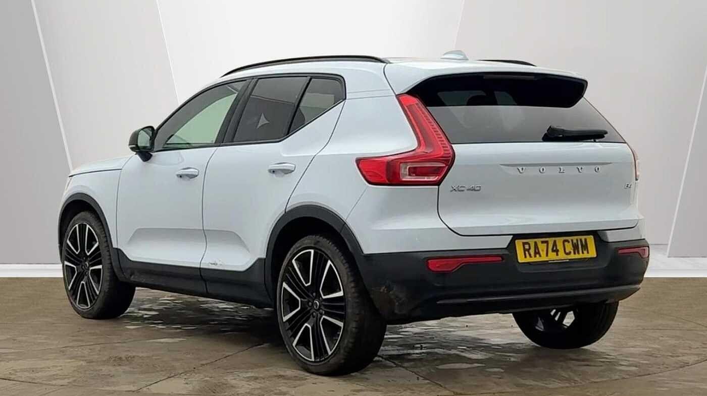 Used Volvo XC40 2025 for sale - 77646416: Photo 3