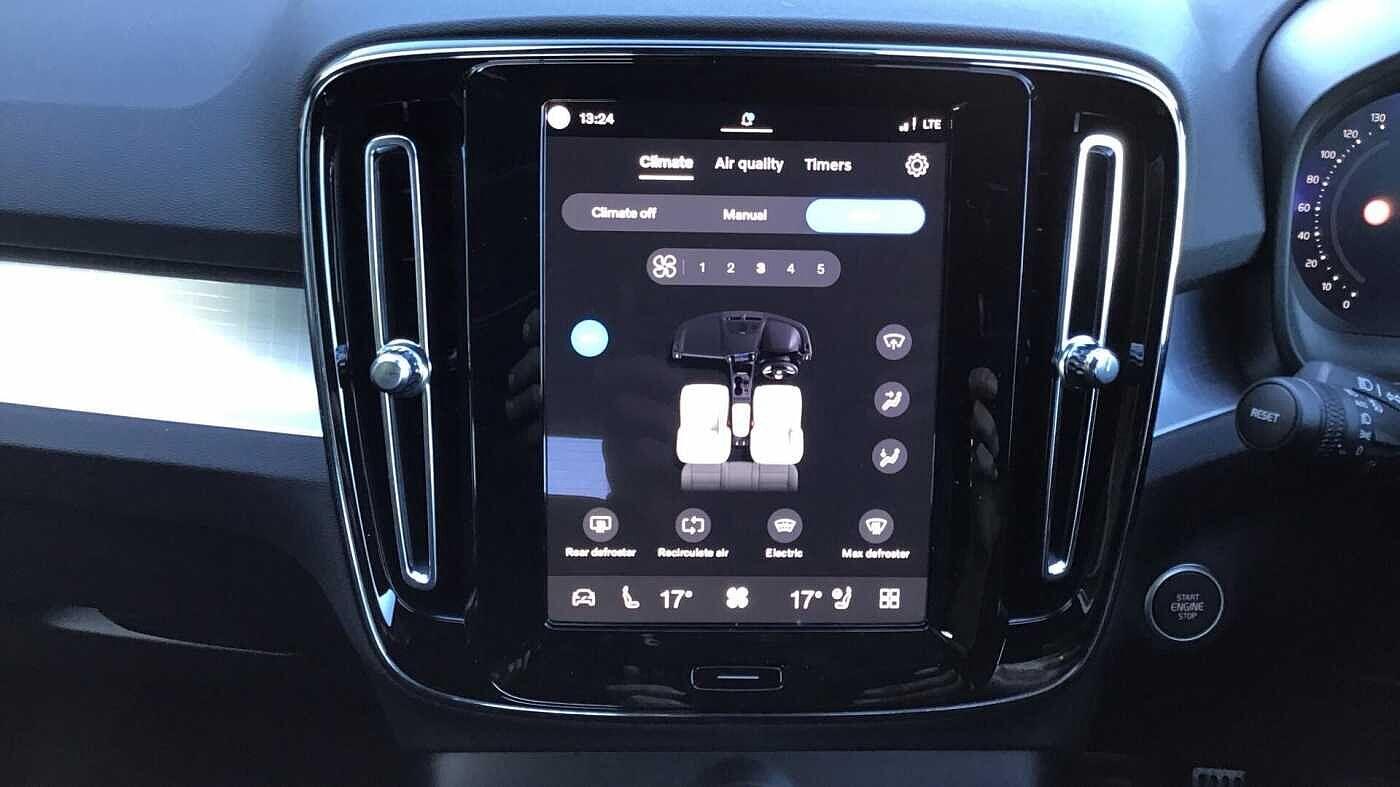 Used Volvo XC40 2025 for sale - 76800836: Photo 16