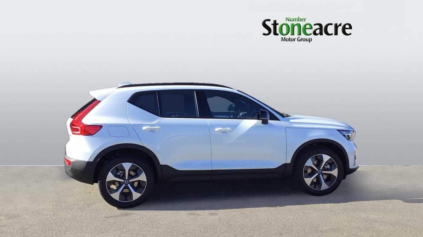 Used Volvo XC40 2025 for sale - 76800836: Photo 3