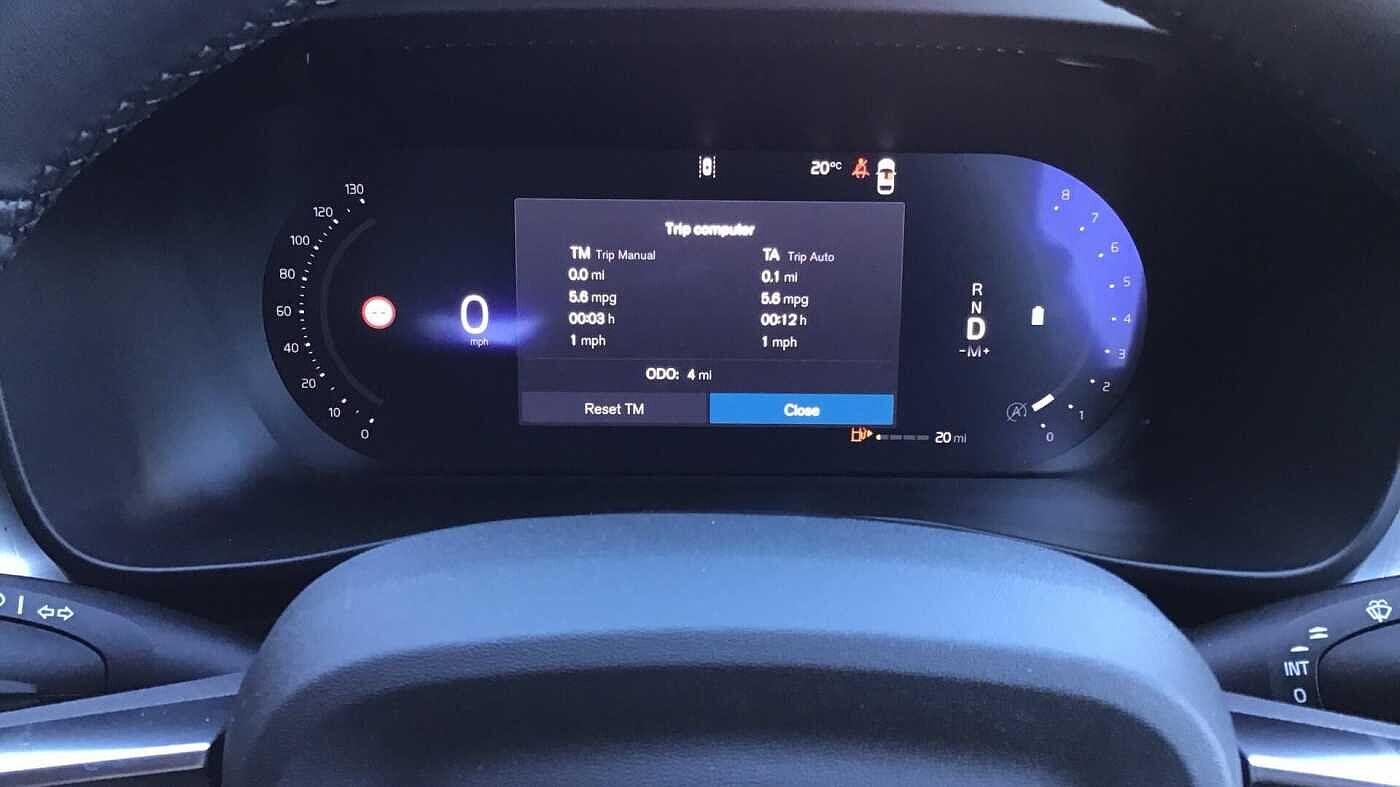 Used Volvo XC40 2025 for sale - 76800836: Photo 8