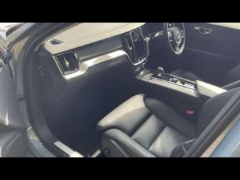 Used Volvo V60 2023 for sale - 74485602: Photo