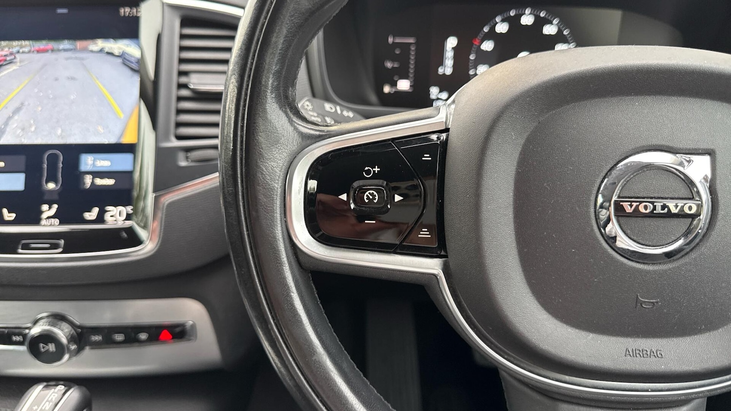 Used Volvo XC90 2016 for sale - 76094974: Photo 18
