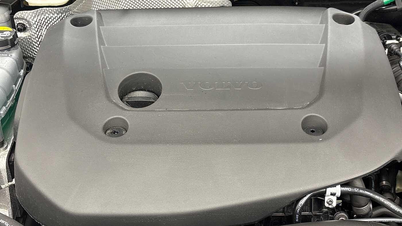 Used Volvo XC40 2024 for sale - 76472630: Photo 15