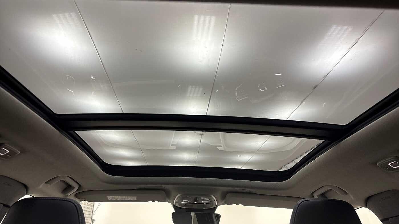 Used Volvo XC40 2024 for sale - 76472630: Photo 18