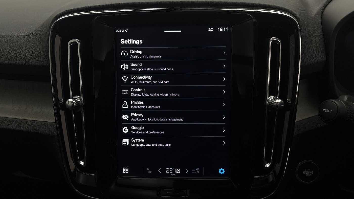 Used Volvo XC40 2024 for sale - 76472630: Photo 35