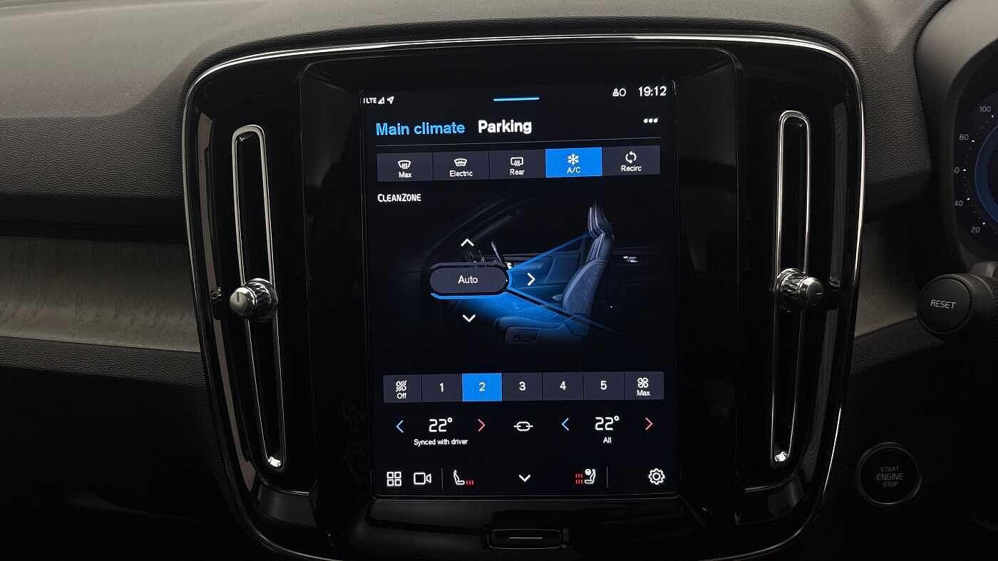 Used Volvo XC40 2024 for sale - 76472630: Photo 39