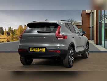 Used Volvo XC40 2024 for sale - 76472630: Photo
