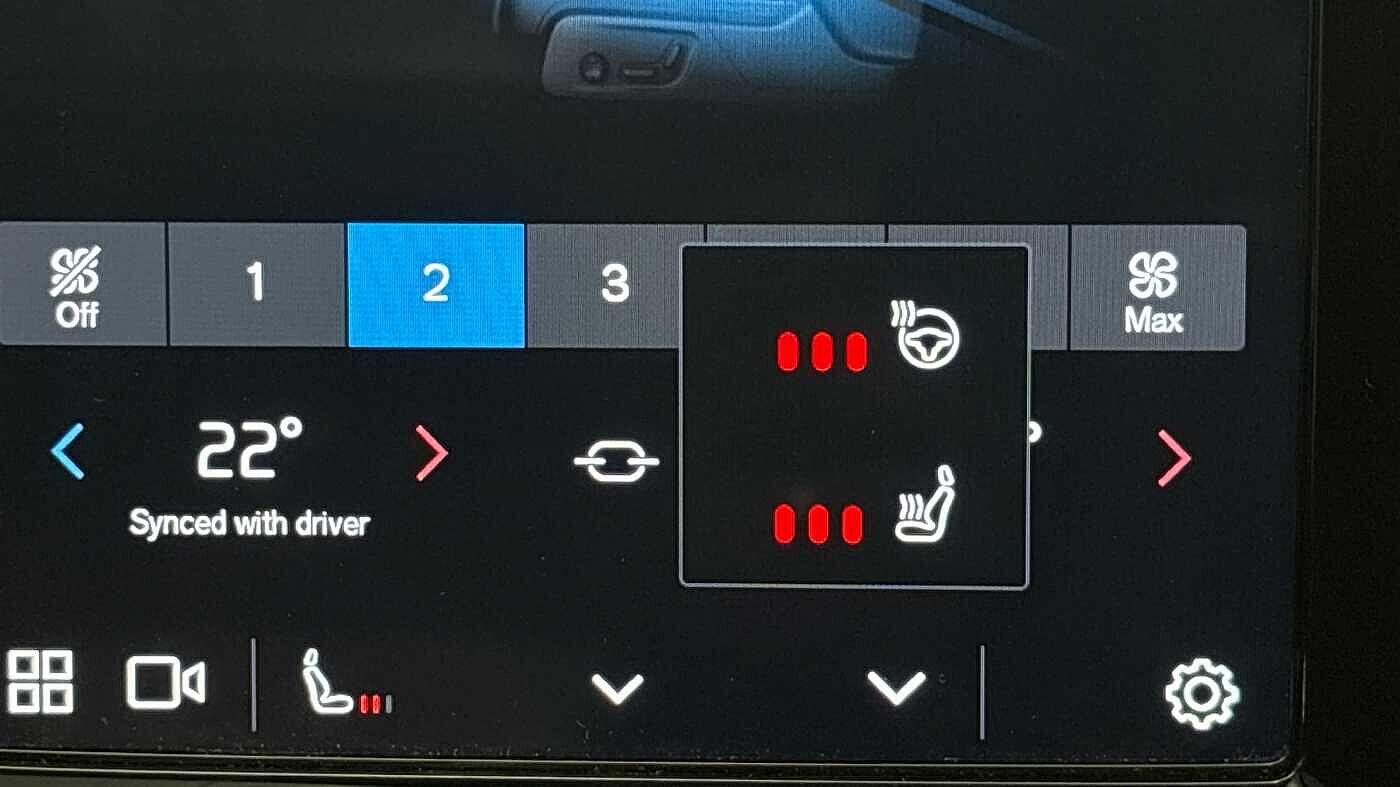 Used Volvo XC40 2024 for sale - 76472630: Photo 41