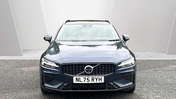 Used Volvo V60 2025 for sale - 76174968: Photo 10