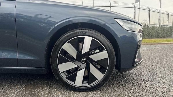 Used Volvo V60 2025 for sale - 76174968: Photo 12