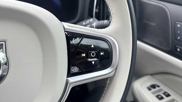 Used Volvo V60 2025 for sale - 76174968: Photo 24