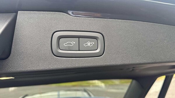 Used Volvo V60 2025 for sale - 76174968: Photo 37