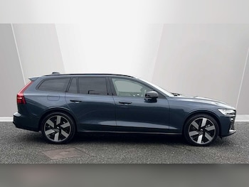 Used Volvo V60 2025 for sale - 76174968: Photo 3