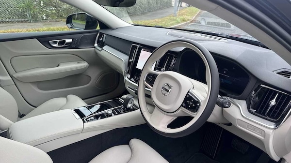 Used Volvo V60 2025 for sale - 76174968: Photo 5