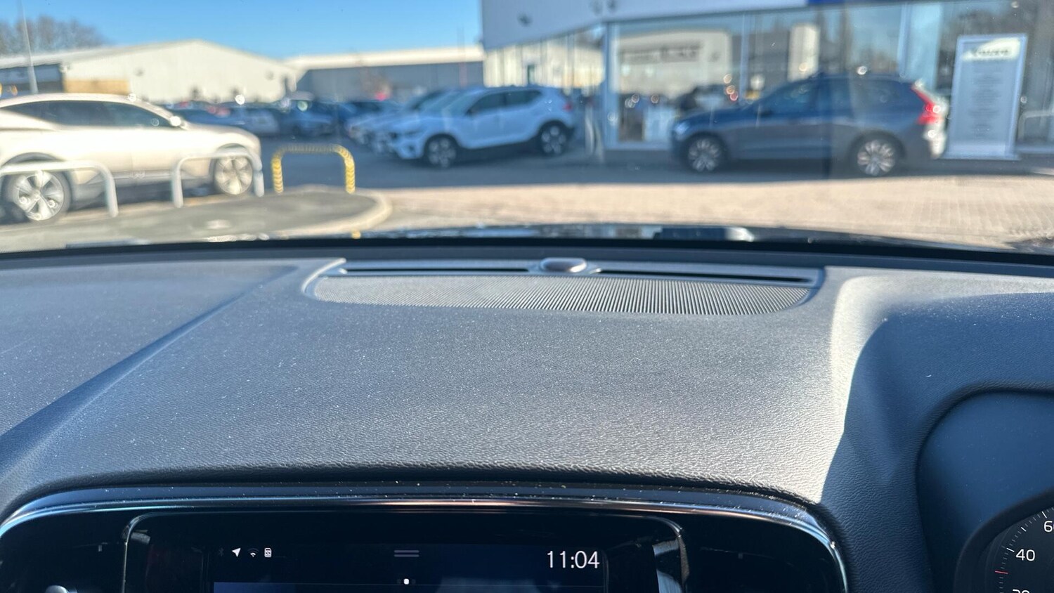 Used Volvo XC40 for sale - 77753639: Photo 25