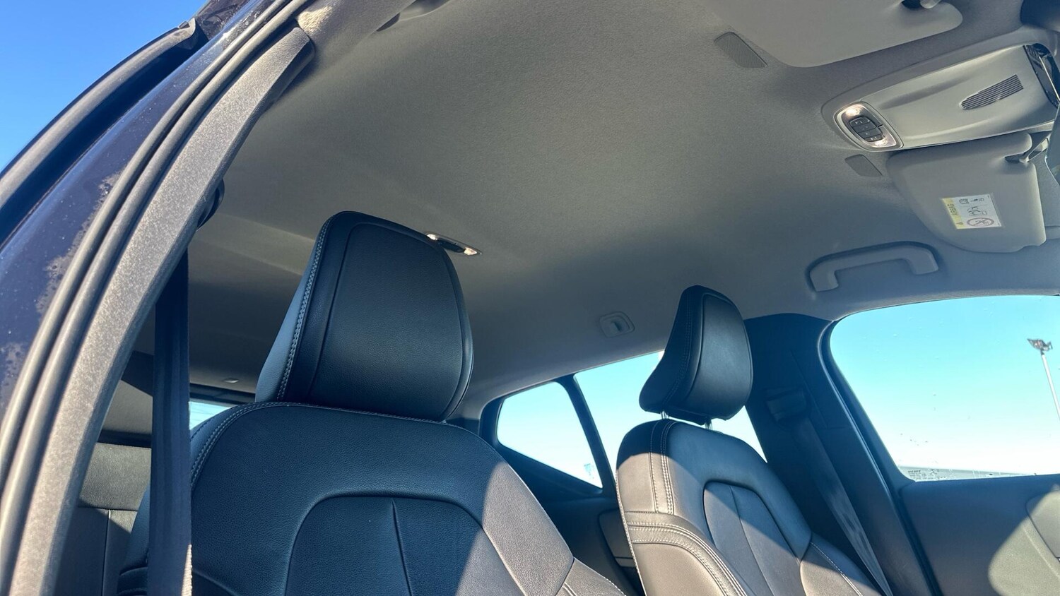 Used Volvo XC40 for sale - 77753639: Photo 31