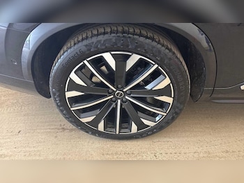 Used Volvo XC90 2025 for sale - 78922454: Photo