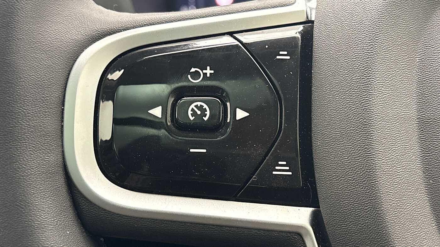 Used Volvo XC60 for sale - 77808593: Photo 31