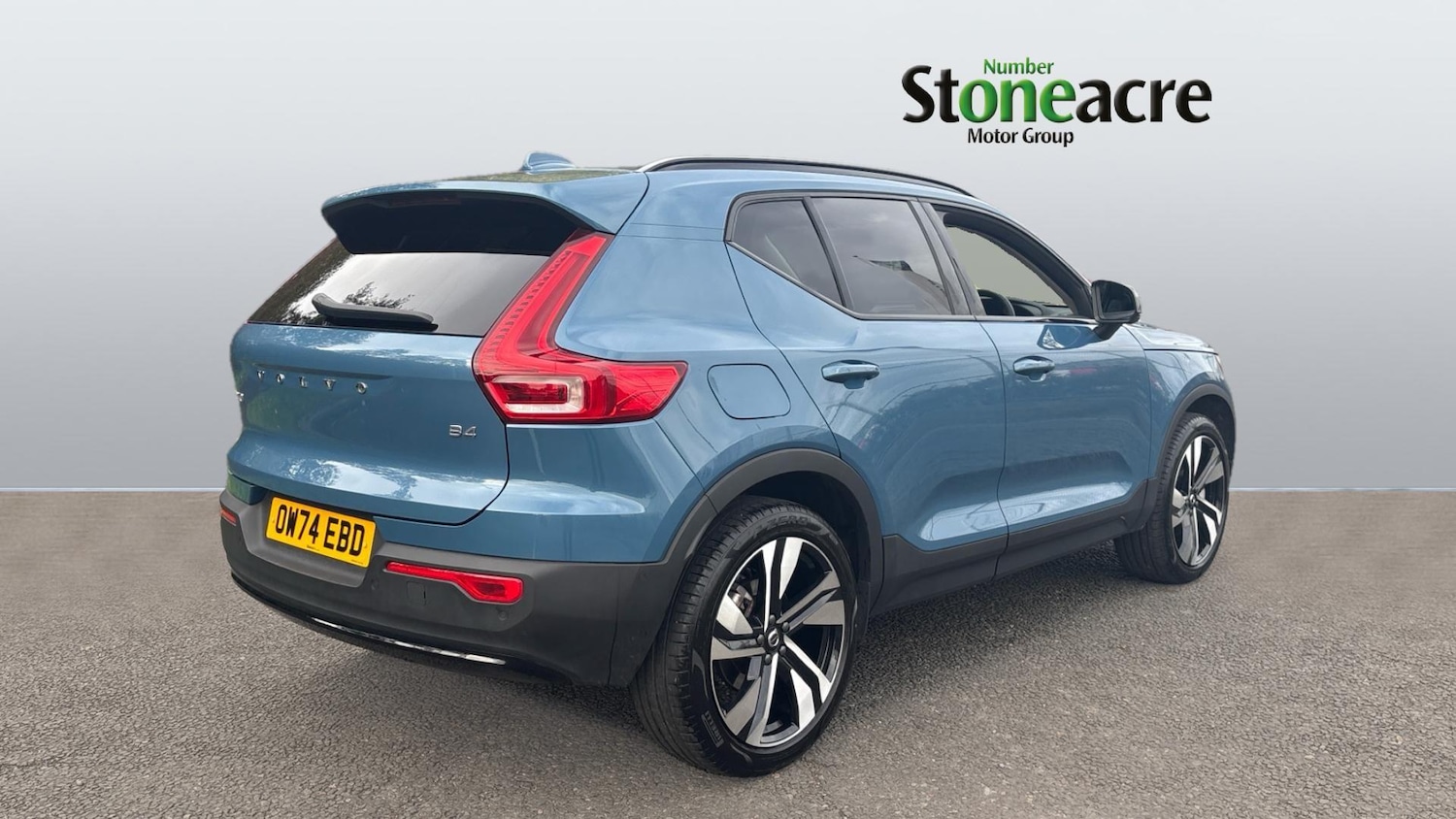 Used Volvo XC40 2024 for sale - 76388206: Photo 2