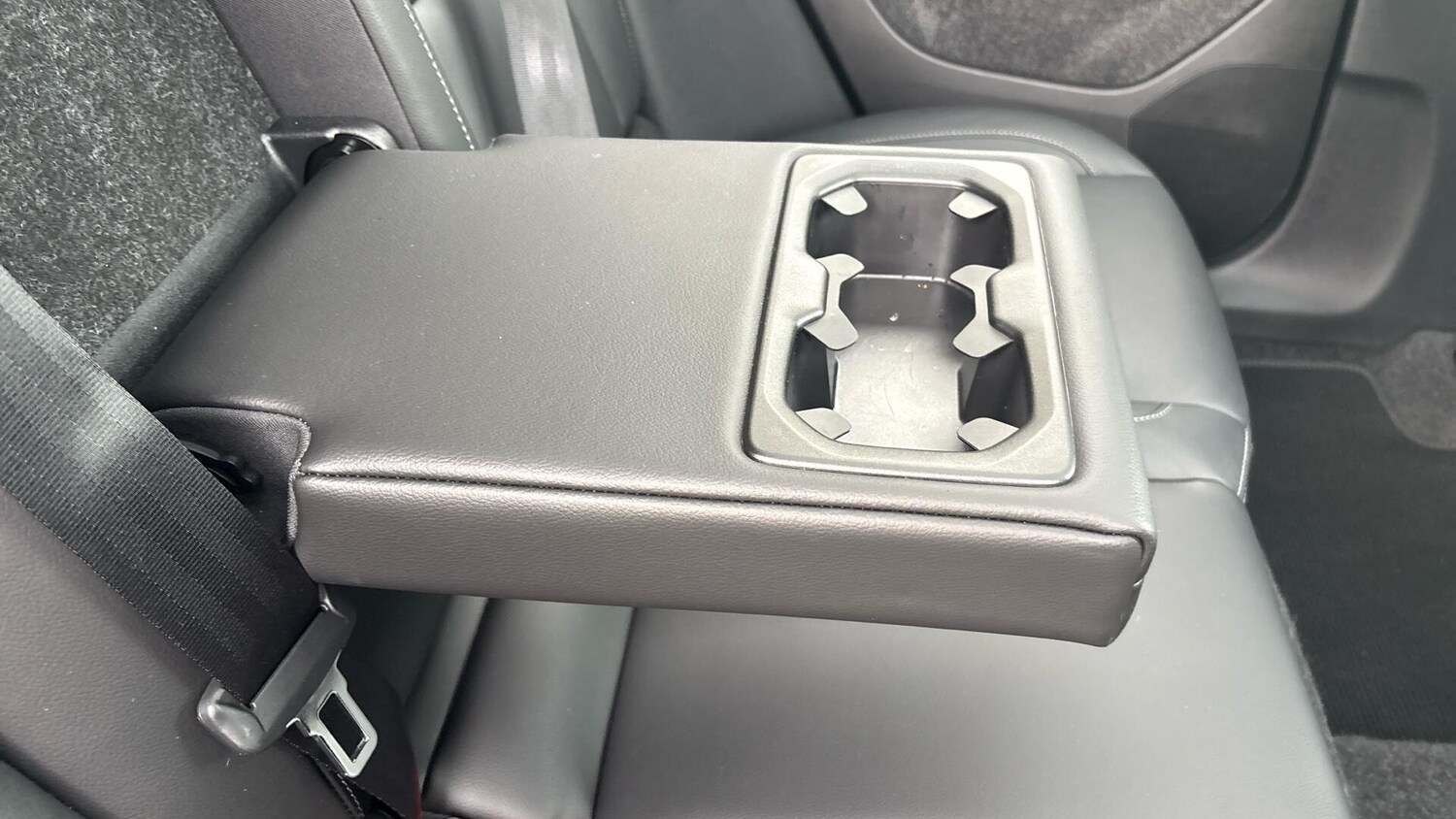 Used Volvo XC40 2024 for sale - 76388206: Photo 21