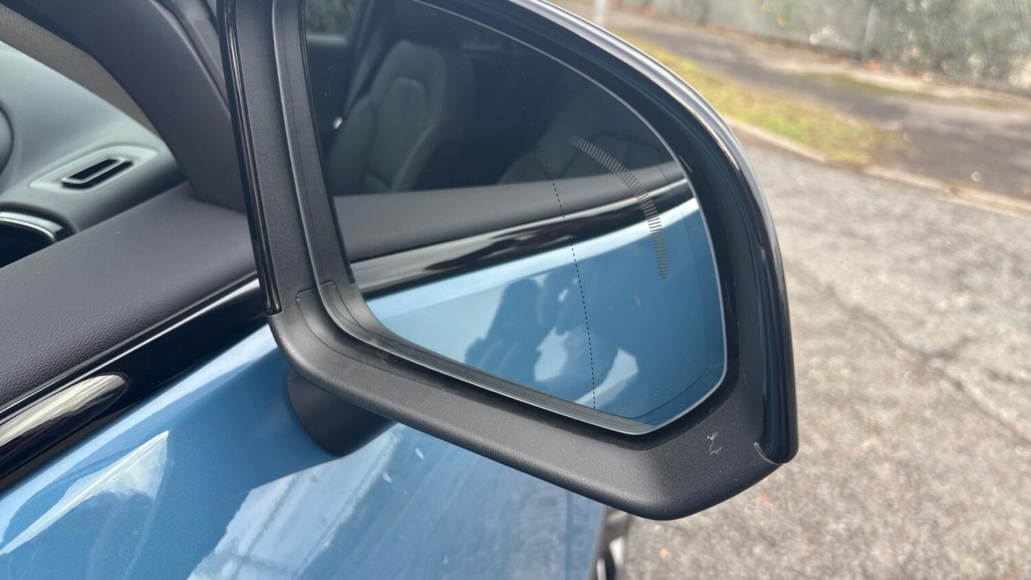 Used Volvo XC40 2024 for sale - 76388206: Photo 24