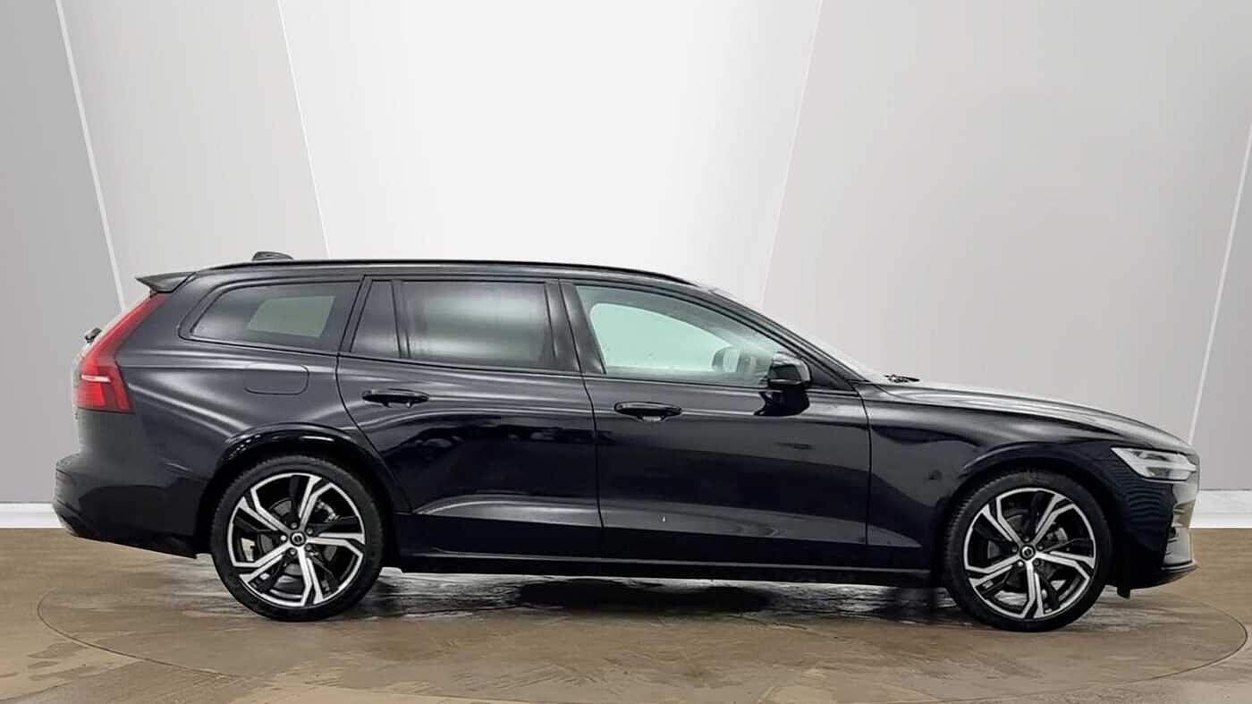 Used Volvo V60 2025 for sale - 77314815: Photo 2