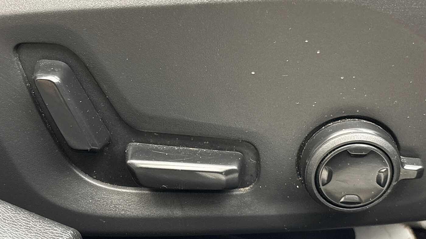 Used Volvo V60 2025 for sale - 77314815: Photo 28