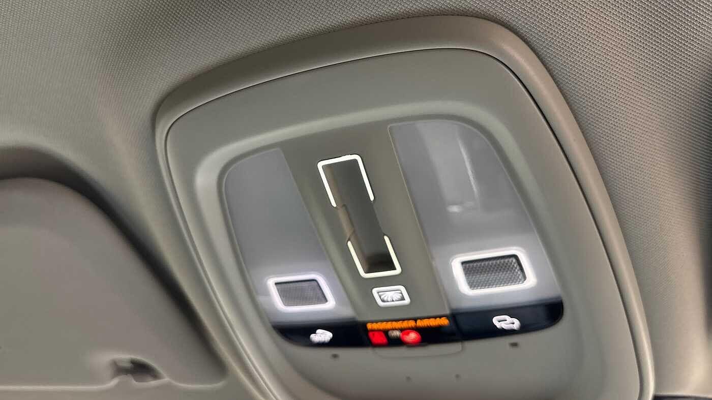 Used Volvo V60 2025 for sale - 77314815: Photo 33