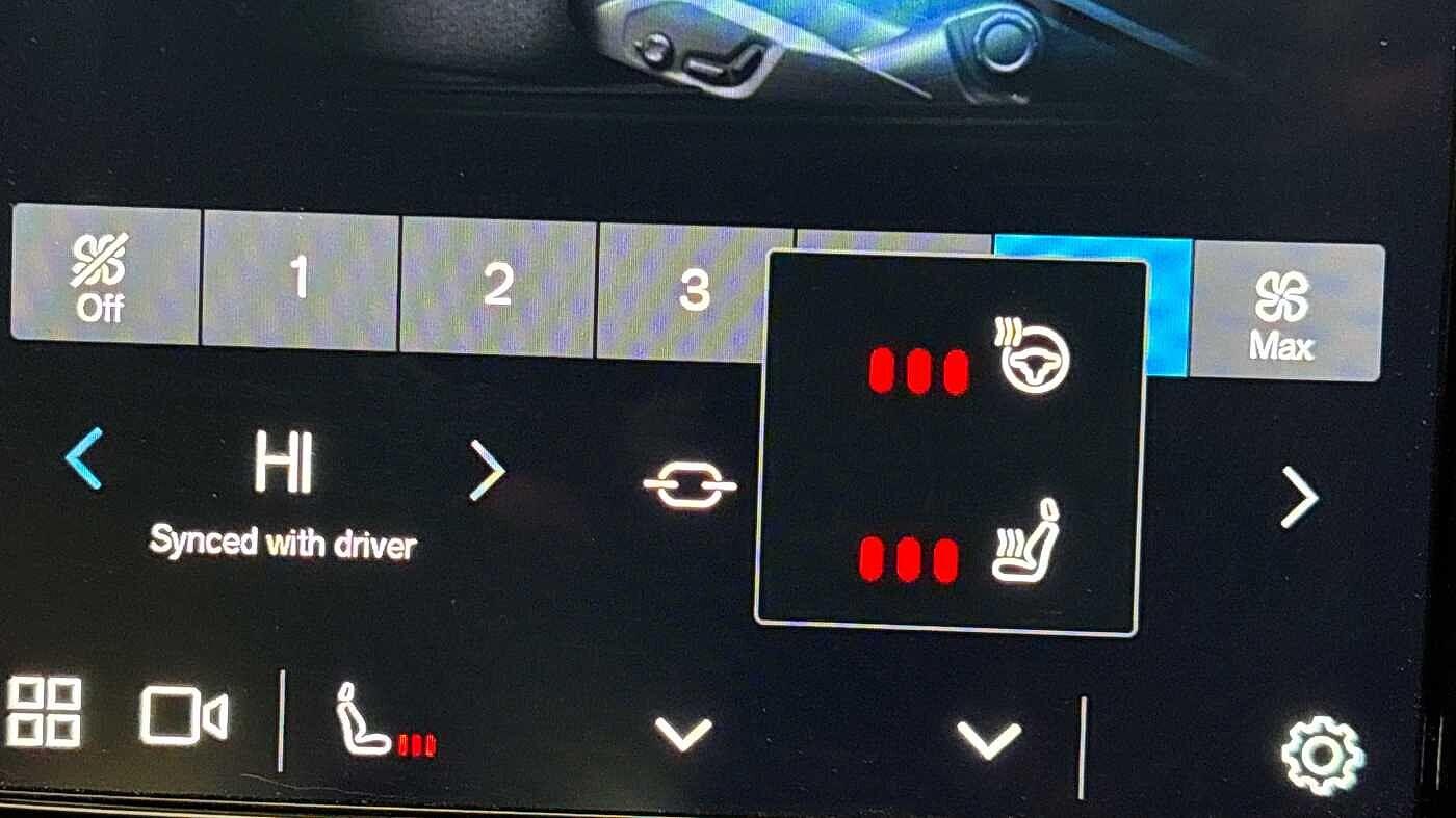 Used Volvo V60 2025 for sale - 77314815: Photo 41