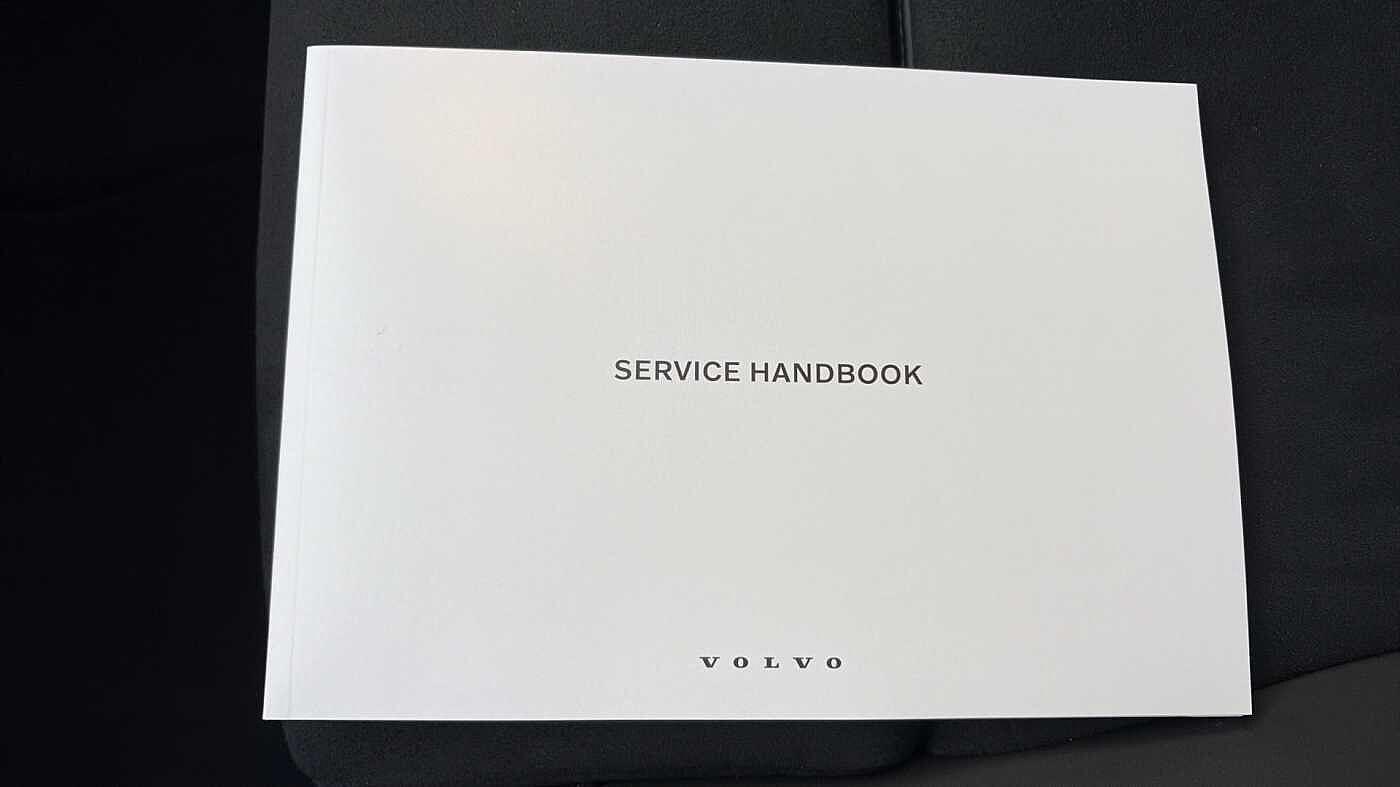 Used Volvo XC40 2025 for sale - 77611759: Photo 17